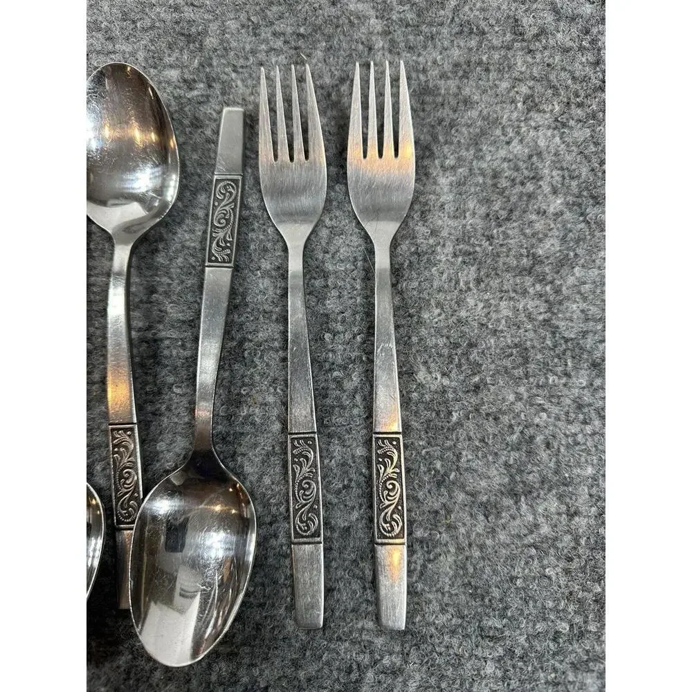 VINTAGE‎ AMEFA HOLLAND FLATWARE 12 PIECES 4-KNIVES 2-FORKS 5-SPOONS